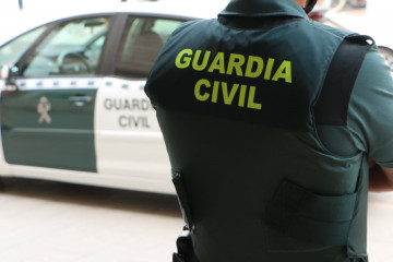 Archivo - Un agente de la Guardia Civil (archivo)