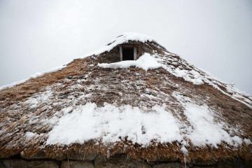 Las Pallozas de Piornedo tras el paso de la borrasca Herminia.