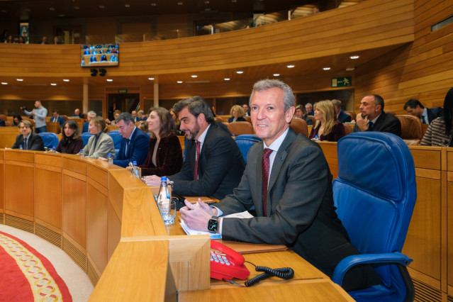 El presidente de la Xunta, Alfonso Rueda, en la sesión de control del Parlamento de Galicia