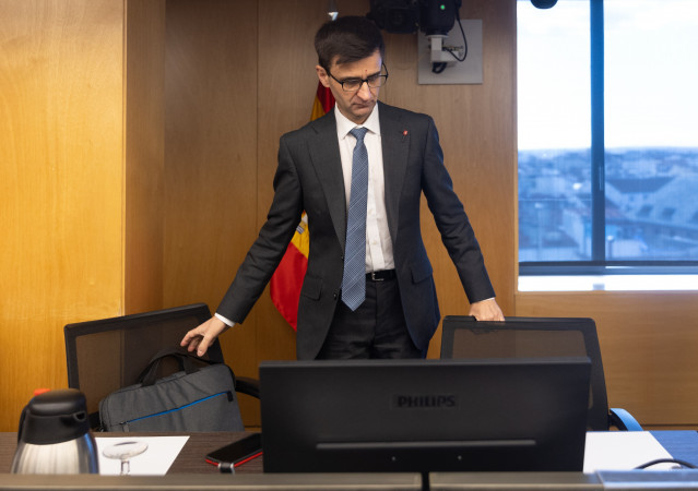 El presidente de la Corporación RTVE, José Pablo López, comparece ante la Comisión Mixta de Control Parlamentario de la Corporación RTVE y sus Sociedades, en el Congreso de los Diputados, a 30 de enero de 2025, en Madrid (España). López comparece para exp