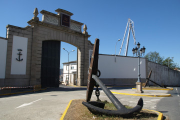 Archivo - Fachada de la entrada principal de Navantia en Ferrol (A Coruña)