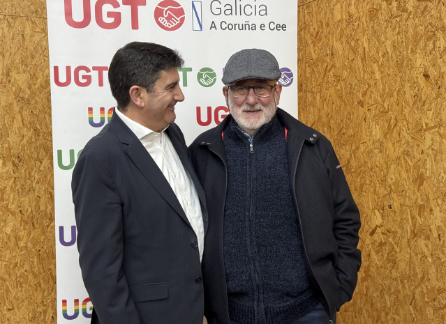 El delegado del Gobierno, Pedro Blanco, junto al exsecretario comarcal de UGT en A Coruña, José Carrillo