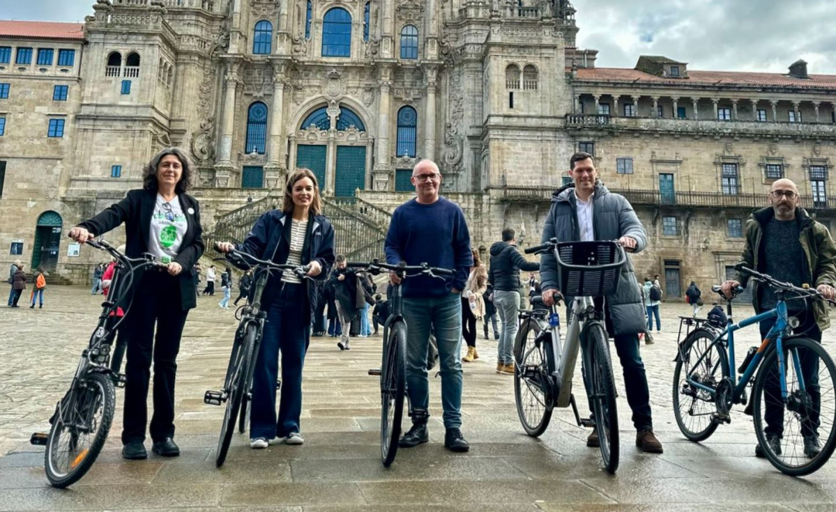 Presentacion del congreso sobre bicicleta en Santiago