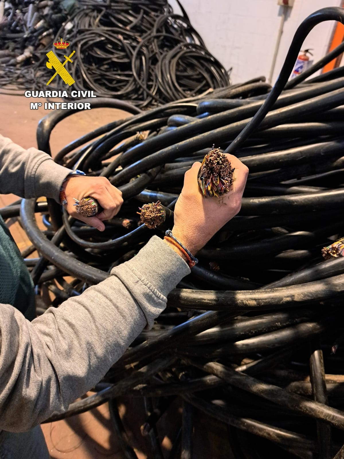 Cables de cobre robados recuperados por la Guardia Civil