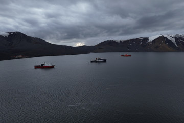 Tres buques oceanográficos españoles coinciden por primera vez en aguas antárticas