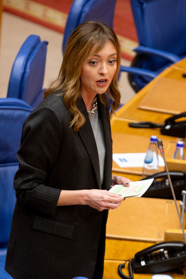 Fabiola García comparece en el Parlamento.