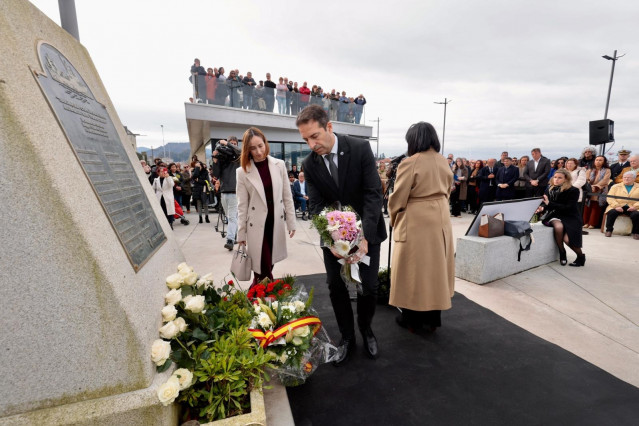 Homenaje a los fallecidos del Villa de Pitanxo.