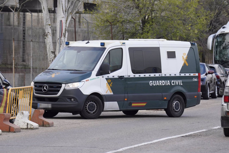 Cuatro detenidos, helicópteros de la policía y un gran despliegue de la Guardia Civil en Ourense