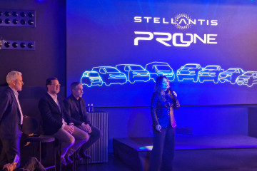 Imagen de la presentación de Stellantis ProOne en Vigo.