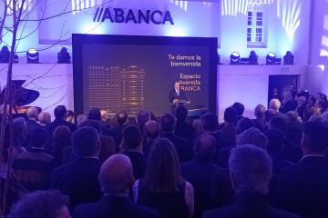 El presidente de Abanca, Juan Carlos Escotet, en la inauguración del Espacio Avenida