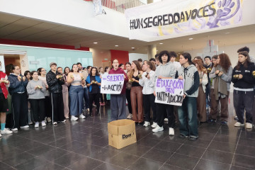 Protesta de estudiantes de la Escuela de Arte Dramático de Galicia, demandando espacios 