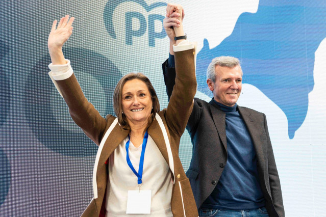 La nueva presidenta del PP de Vigo, Luisa Sánchez, con el presidente del PP de Galicia, Alfonso Rueda