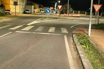 Xunta termina la renovación de la iluminación en la senda de la carretera que comunica Vilanova y Vilagarcía de Arousa