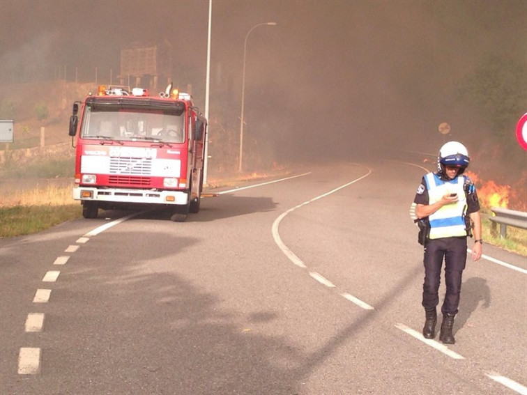 ​La Guardia Civil investiga a un vecino de O Porriño como autor de dos incendios forestales