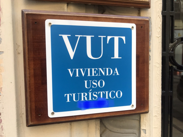 Cartel de Vivienda de Uso Turístico (VUT)