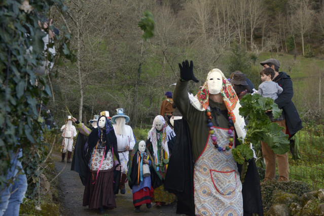 Farrumecos de Sobradelo, Xunqueira de Ambía (Ourense) durante el Domingo Lambedoiro.