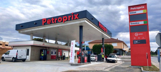 Gasolinera 'low cost' Petroprix en Abegondo