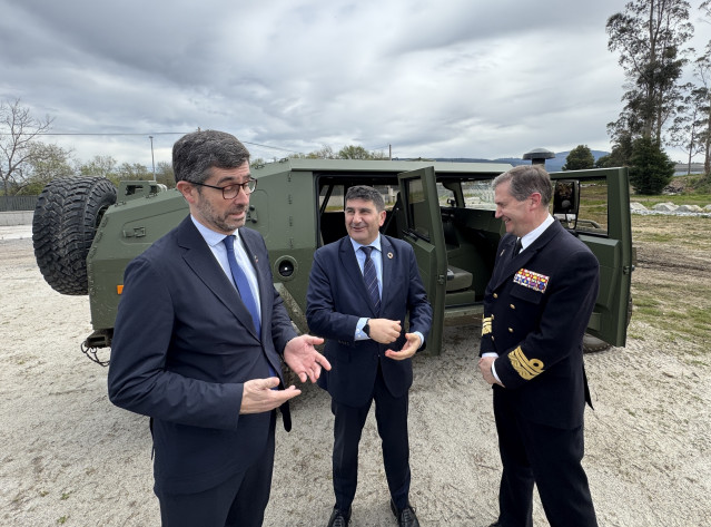 El delegado del Gobierno en Galicia, Pedro Blanco, visita Urovesa