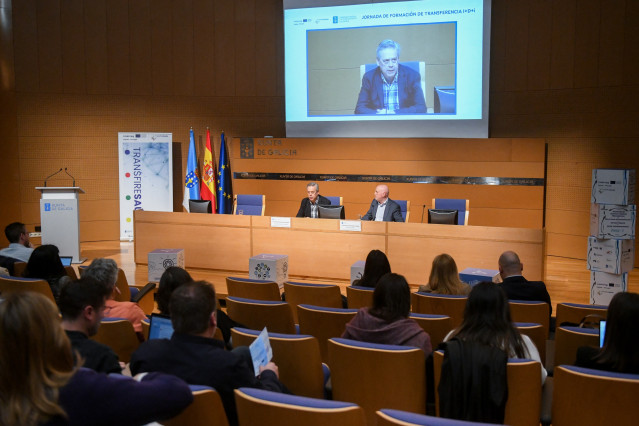 El conselleiro de Sanidade, Antonio Gómez Caamaño, y el gerente de ACIS, Antonio Fernández-Campa, inaugura una jornada formativa Transferencia de I+D+i en saúde.