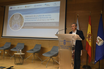 El presidente de la Diputación de Ourense, Luis Menor, participa en la jornada territorial de formación y sensibilización del proyecto de Experiencias de Turismo de la FEMP.