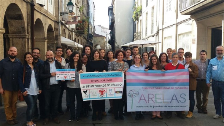 ​En Marea, BNG, C's y CxG cumplirán 10 medidas impulsadas por asociaciones LGTBI