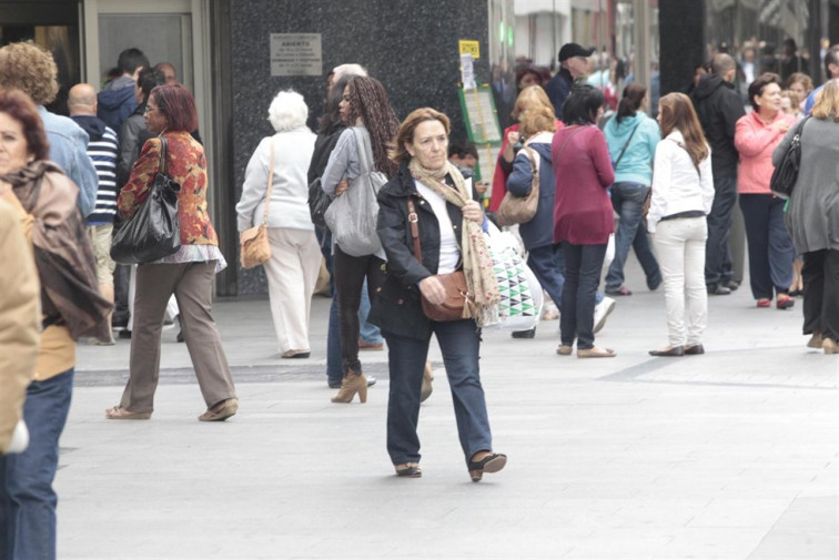 Soben os fogares con dificultade para chegar a fin de mes, pese ás medidas de aforro