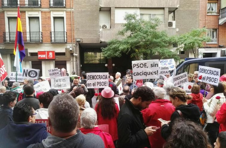 ​Militantes del PSOE presentan una denuncia penal contra la gestora