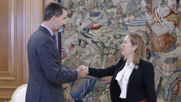 ​El Rey firma el nombramiento de Rajoy como presidente