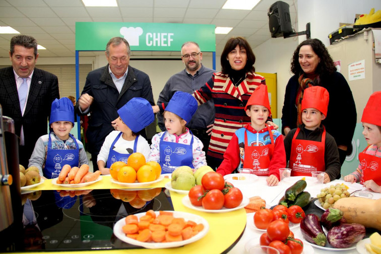 A campaña de consumo de froita nos colexios incorpora este ano a castaña