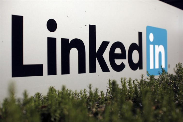 ​Bruselas autoriza con condiciones la compra de LinkedIn por Microsoft