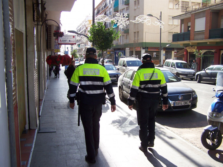 ​Empleo y la FEMP empiezan a negociar hoy la jubilación anticipada de policías locales