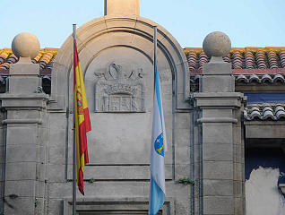 ​O PP rexeita retirar o escudo franquista do Concello da Coruña