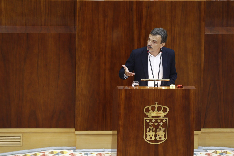 Espinar cesa al portavoz de la Asamblea de Madrid afín a Errejón