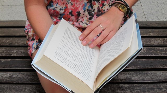 Los adolescentes gallegos son los que más libros tienen en casa