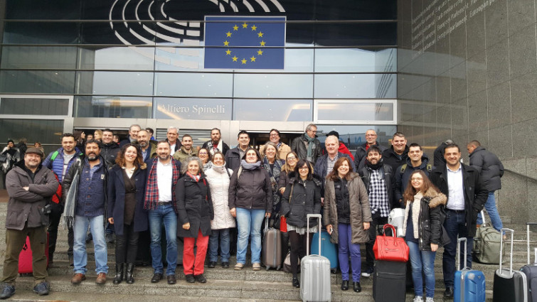 ​Más de 30 alcaldes y concejales gallegos participan en Bruselas en un encuentro de la izquierda