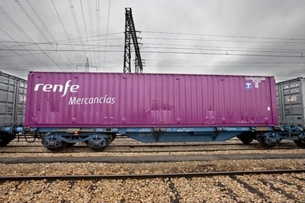 Renfe Mercancías recorta un 46,5% sus 'números rojos' hasta junio