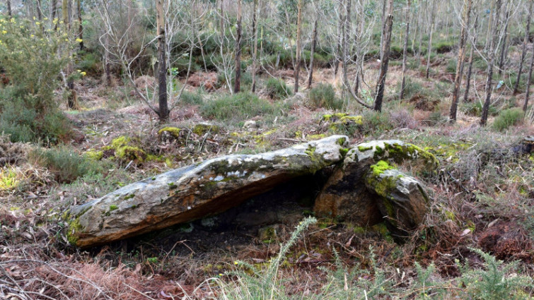 ​Piden incluir la 'mámoa' de Guilán, en Xove, en el catálogo de yacimientos arqueológicos