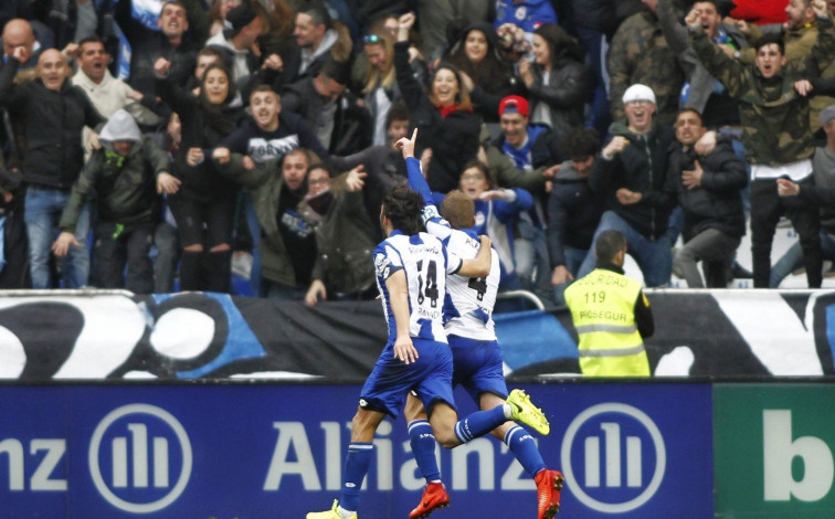 El Dépor da la sorpresa en Riazor y confirma el cambio de rumbo