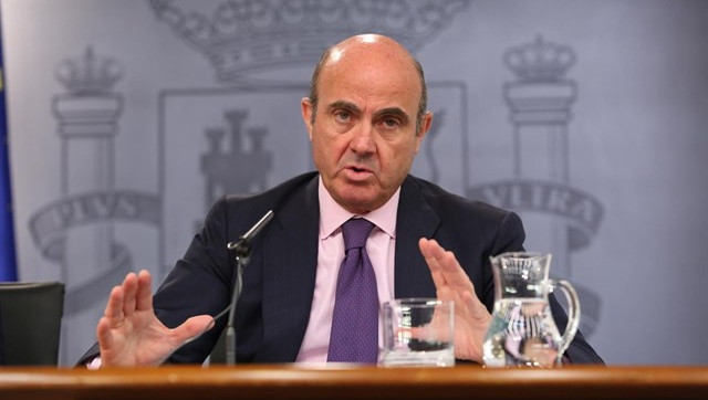 ​De Guindos garantiza que el Gobierno no interferirá en la decisión de Bankia sobre Popular