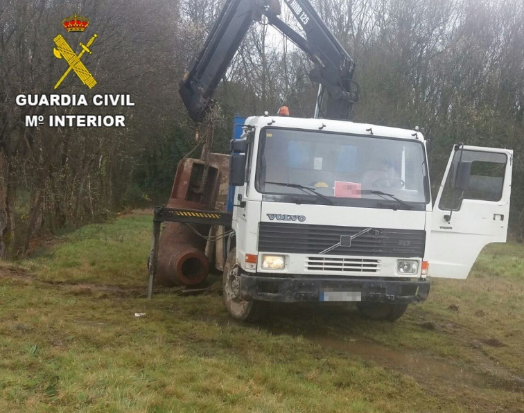 ​Tres detenidos por intentar robar una pieza de seis toneladas en terrenos de Endesa en Ferrol