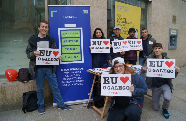 A Mesa lleva a Lugo una campaña para exigir a las empresas privadas atención en gallego