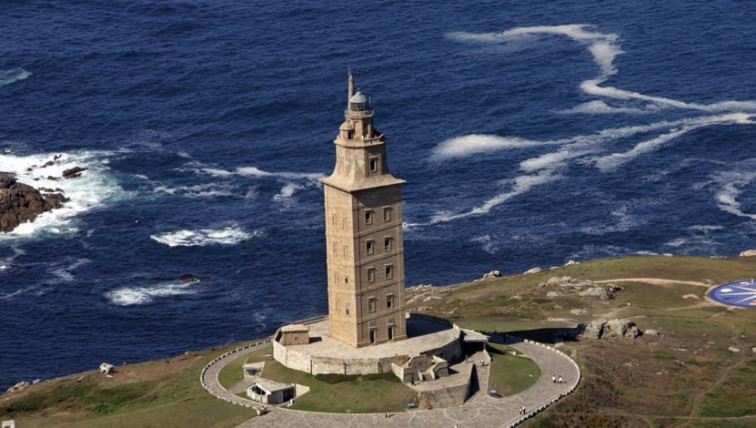 O Concello impedirá edificar na contorna da Torre de Hércules