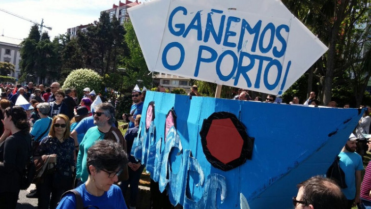 ​Miles de personas protestan contra la 